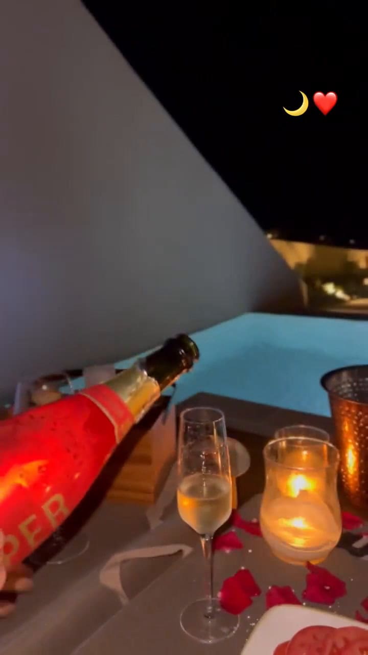 La cena entre María Becerra y su novio con un llamativo detalle culinario