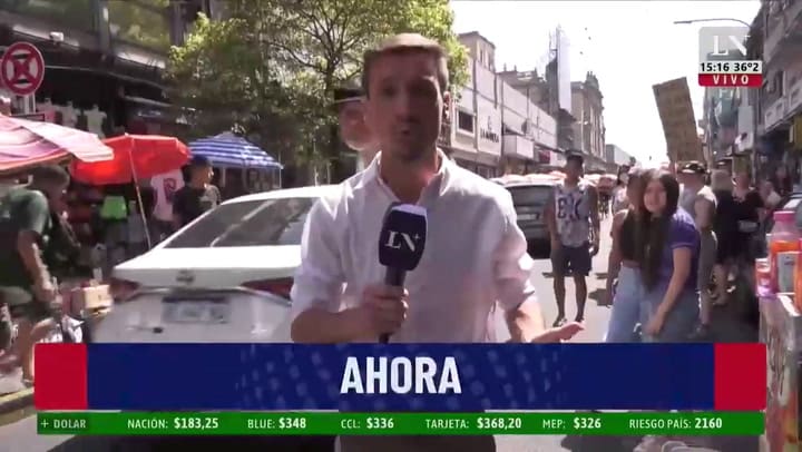 Once: Protesta de vecinos contra los manteros
