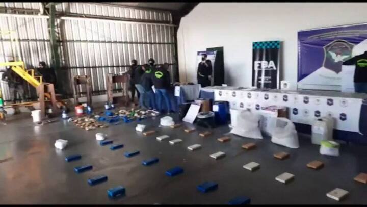 Halloween Blanco. Los secretos detrás de 80 kilos de cocaína secuestrados