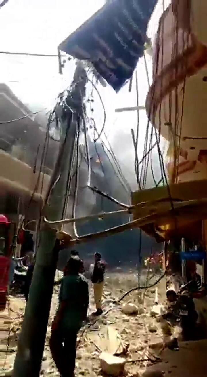 Paquistán: cayó un avión con 107 personas a bordo - Fuente: Twitter