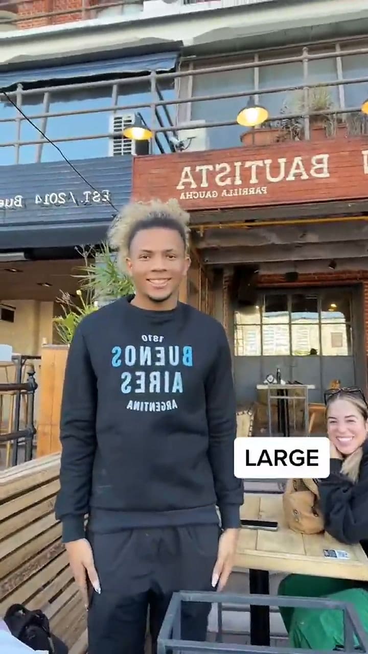 Karina Ortiz criticó las tallas de ropa en la Argentina.