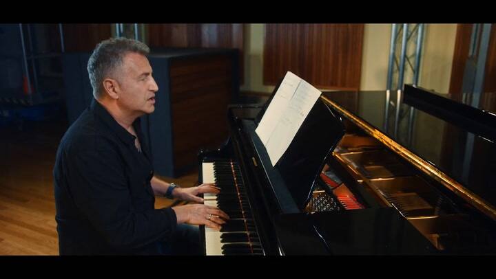 Quédate, el nuevo video Diego Torres