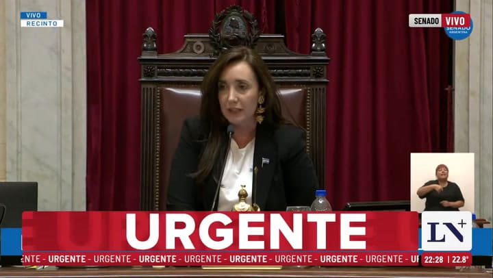 Cruces entre Bullrich, Mayans y Villarruel antes de la votación por la reforma laboral