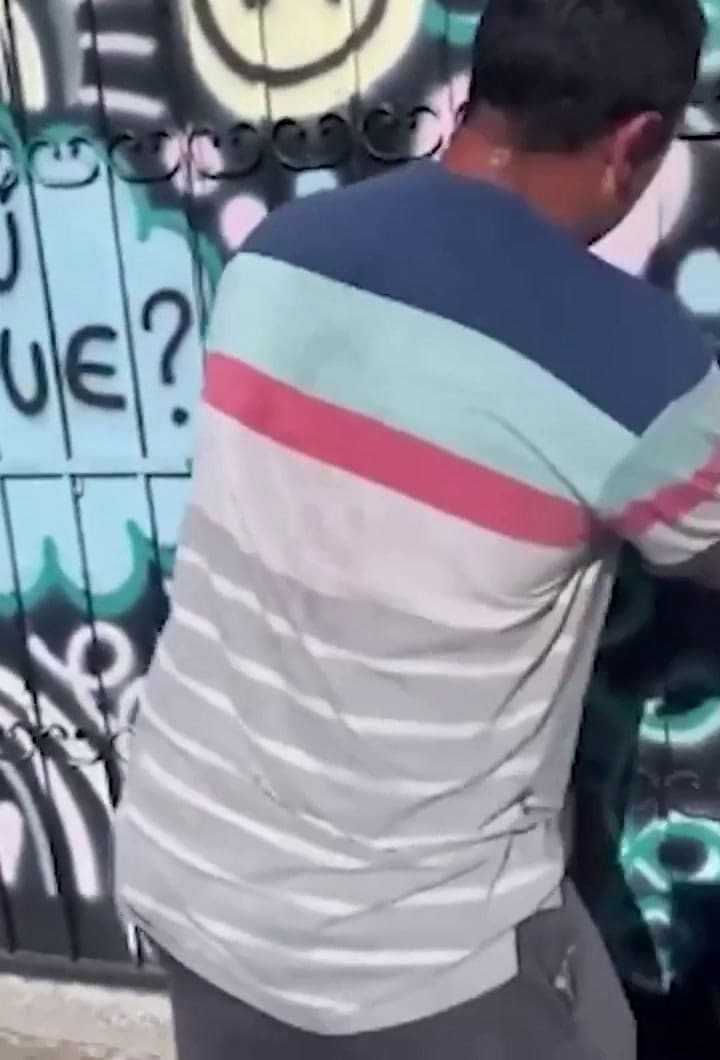 Detuvieron a una docente que encerró y abandonó a niños con autismo en Santa Fe