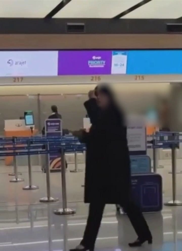 Samid habló sobre el video viral de la mujer desnuda en el Aeropuerto de Ezeiza y reconoció que es una de sus hijas