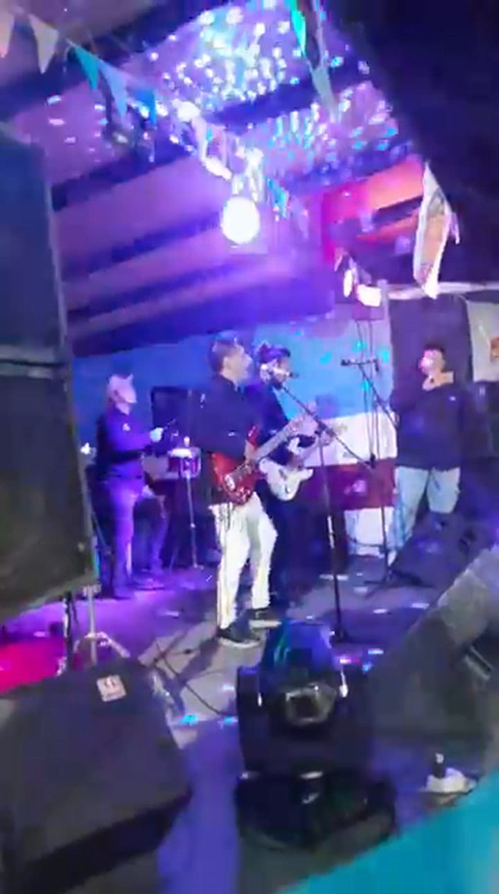 La banda Hechizo Tropical sufrió el fallecimiento de uno de sus integrantes