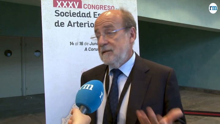 el Dr. Ramon Estruch, que lidera el grupo de investigación sobre "Riesgo cardiovascular, nutrición y envejecimiento" y es uno de los mayores expertos mundiales en este tema