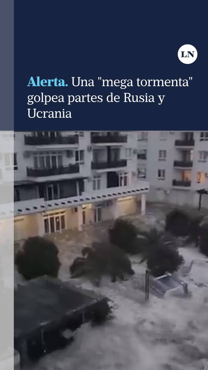Una "mega tormenta" golpea partes de Rusia y Ucrania