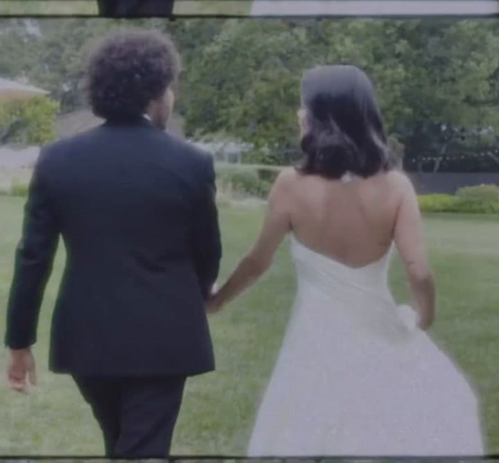El tierno video de Selena Gómez y Benny Blanco con los atuendos de novios