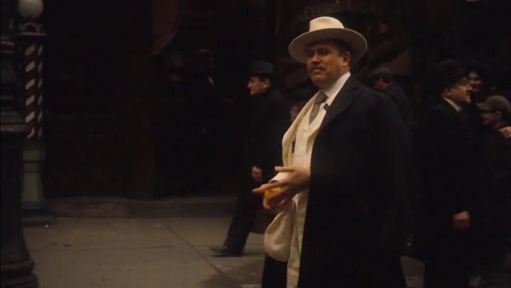 Robert De Niro, en El Padrino II - Fuente: YouTube