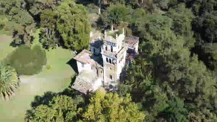 El castillo La California en estado de abandono