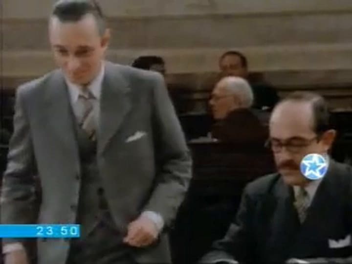 Película "Asesinato en el Senado de la Nación" (1984)