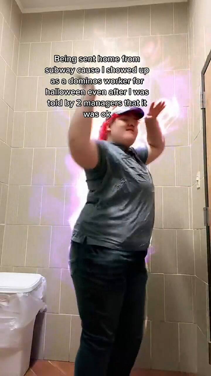 Una empleada fue despedida tras su elección de disfraz de Halloween