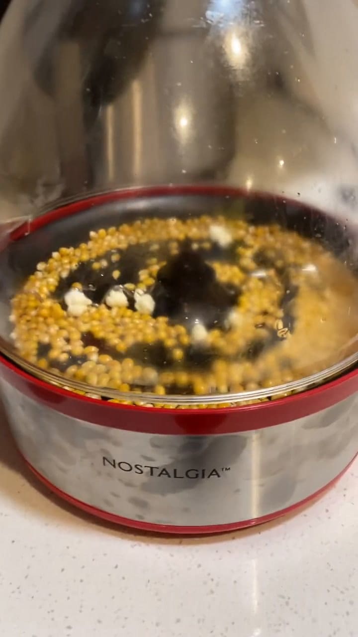 Receta para cocinar alborotos hondureños (YouTube: Dania Escobar)