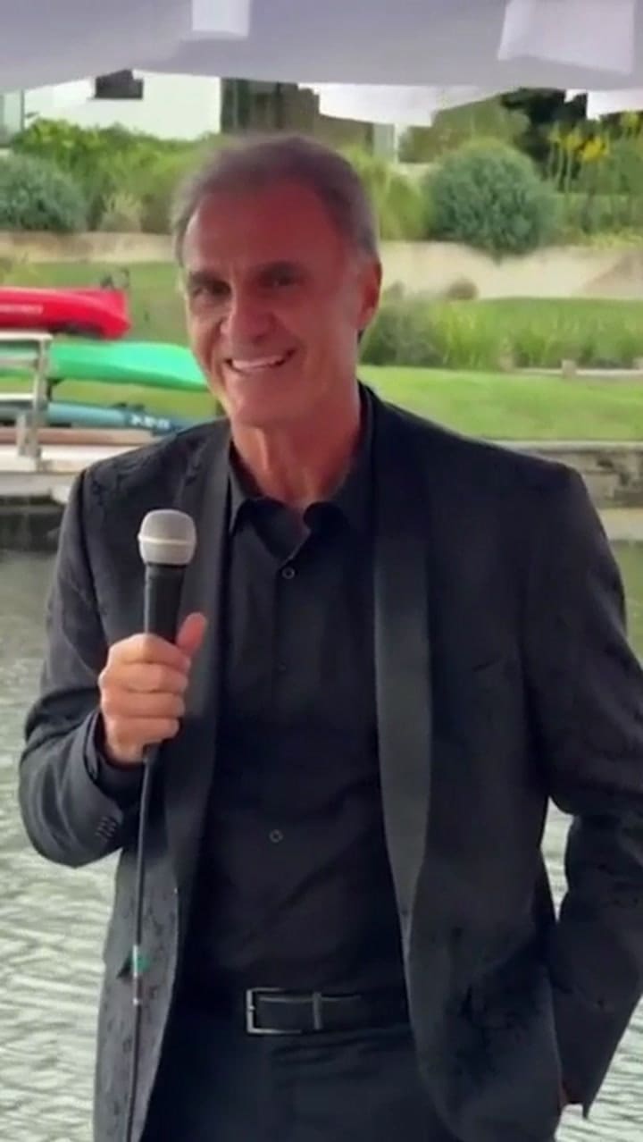 La emoción de Oscar Ruggeri en el casamiento de su hija