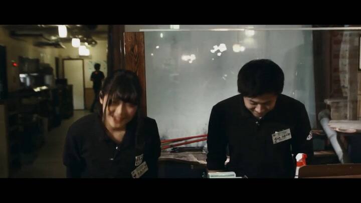 Para comer en este restaurante tenés que pescar tu comida (a pasos de la mesa)