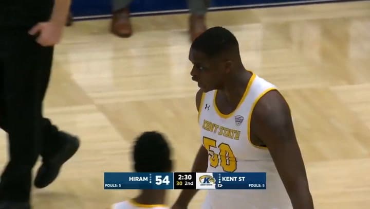 Kalin Bennett es el primer jugador con autismo en anotar un punto en un juego de la división