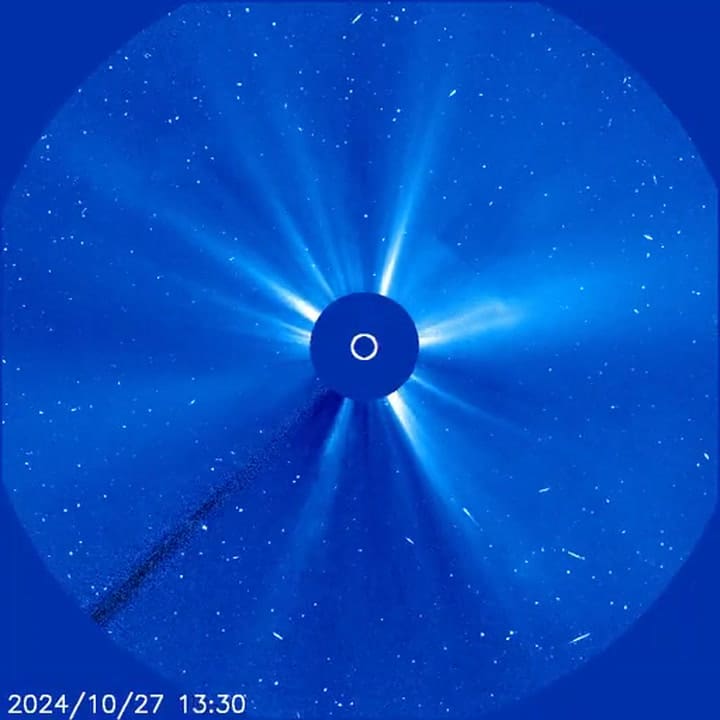 Cometa Se Evaporiza En Su Acercamiento Al Sol