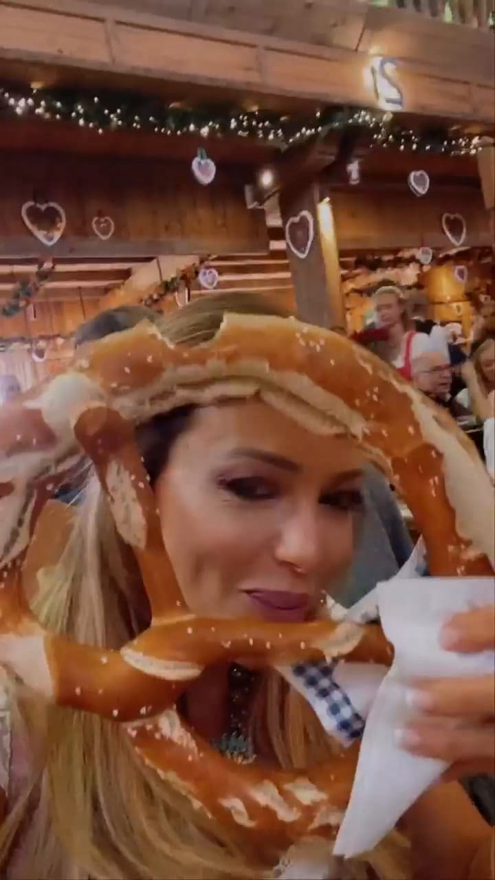 Evangelina Anderson mostró cómo se vive el OktoberFest y dio algunos tips para sus seguidores