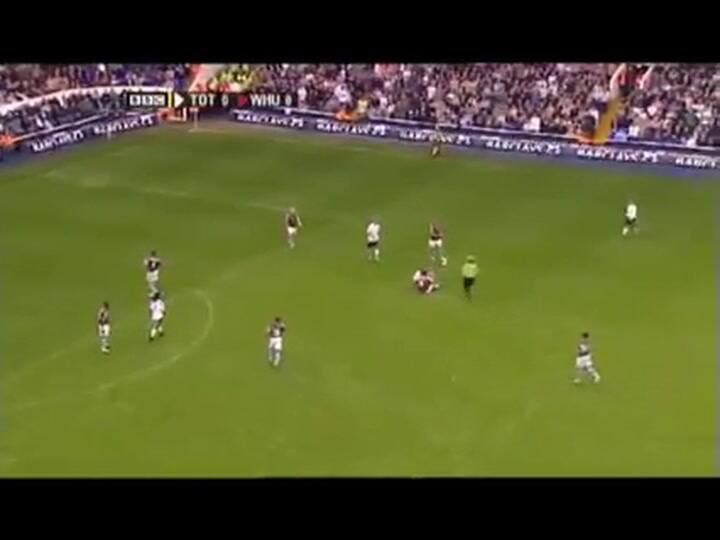 Jermaine Defoe 'bites' Javier Mascherano