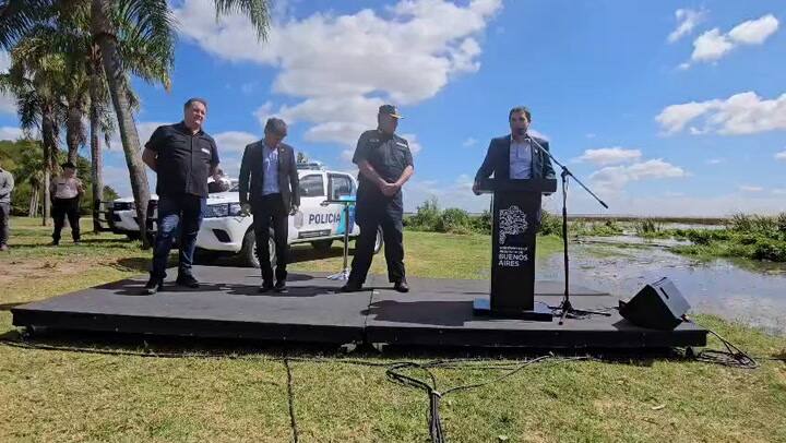 En un acto con Kicillof, Ramón Lanús volvió a exigir que los presos no puedan usar celulares