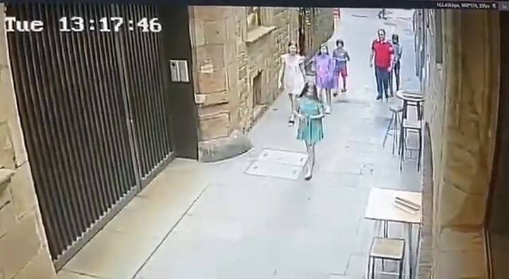 Sucedió en Barcelona, en el distrito de Ciutat Vella.