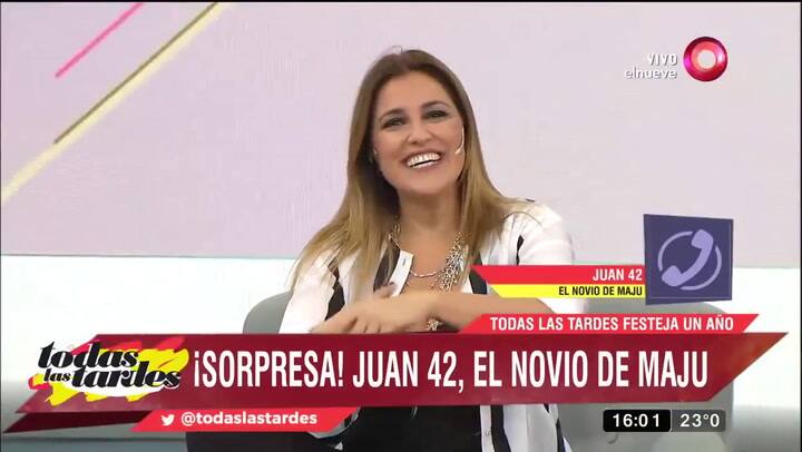 Maju Lozano fue sorprendida en vivo por su novio y ambos anunciaron su compromiso - Fuente: YouTube