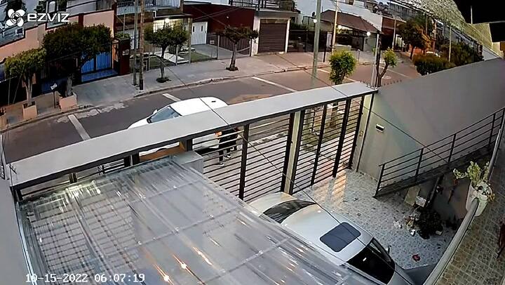 Violento asalto a un padre y a su hijo para robarles el vehículo