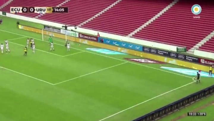 Gol de Moisés Caicedo: Ecuador 1 - 0 Uruguay - Fuente: TV Pública