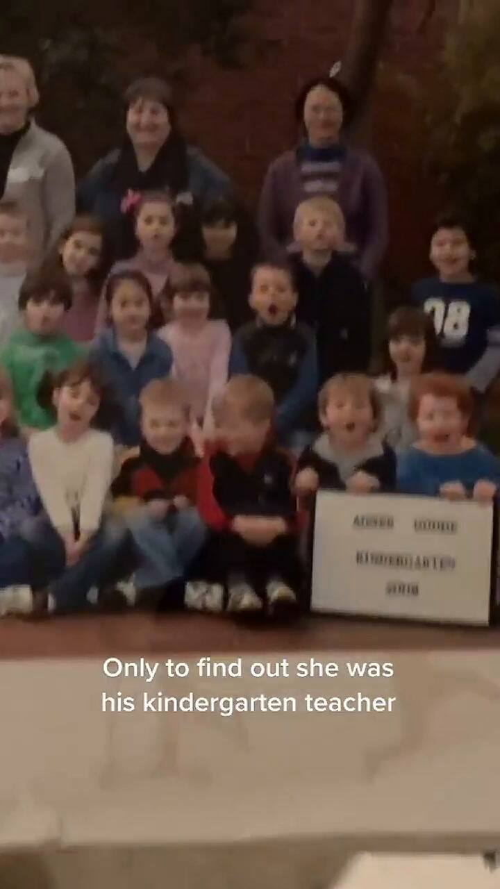 Su mamá era la maestra de su novio en jardín de niños