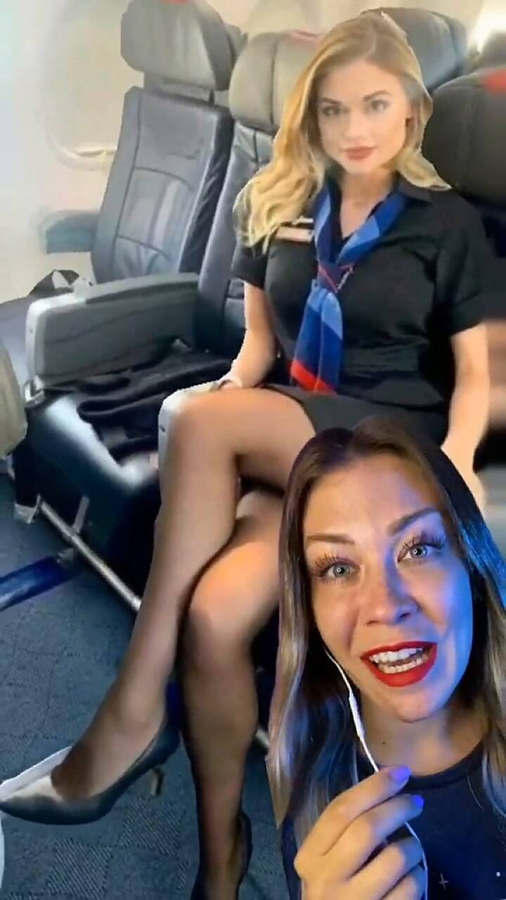 Una azafata reveló qué es todo lo que se le prohíbe hacer en un avión