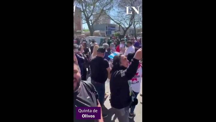 Contramarcha de agrupaciones afines al Gobierno en Olivos - Fuente: Twitter