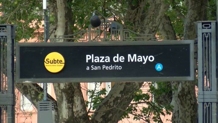 Sumarán el nombre 'Casa Rosada' a la estación Plaza de Mayo de la línea A