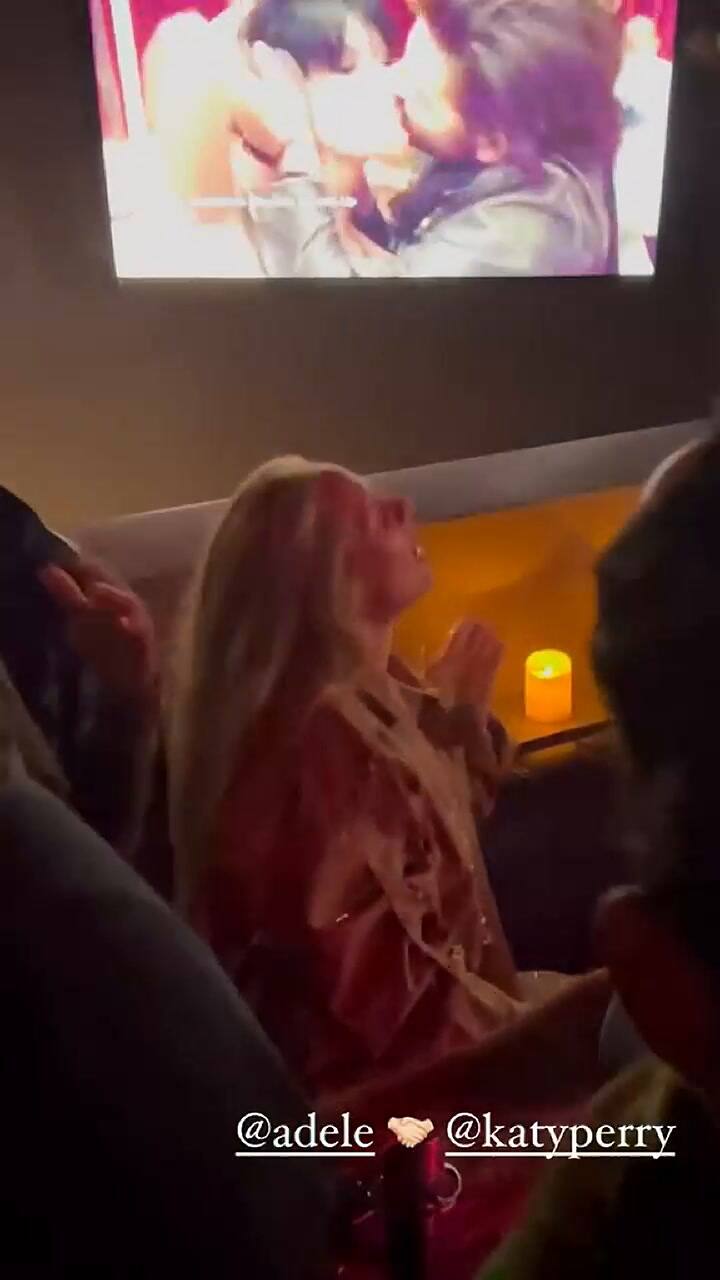 Adele cantó 'Teenage Dream' de Katy Perry (Video: TikTok @adele_daydreeamers)