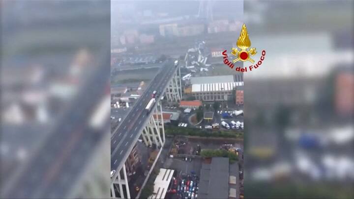 Vista aérea del puente derrumbado en Génova - Fuente: Reuters