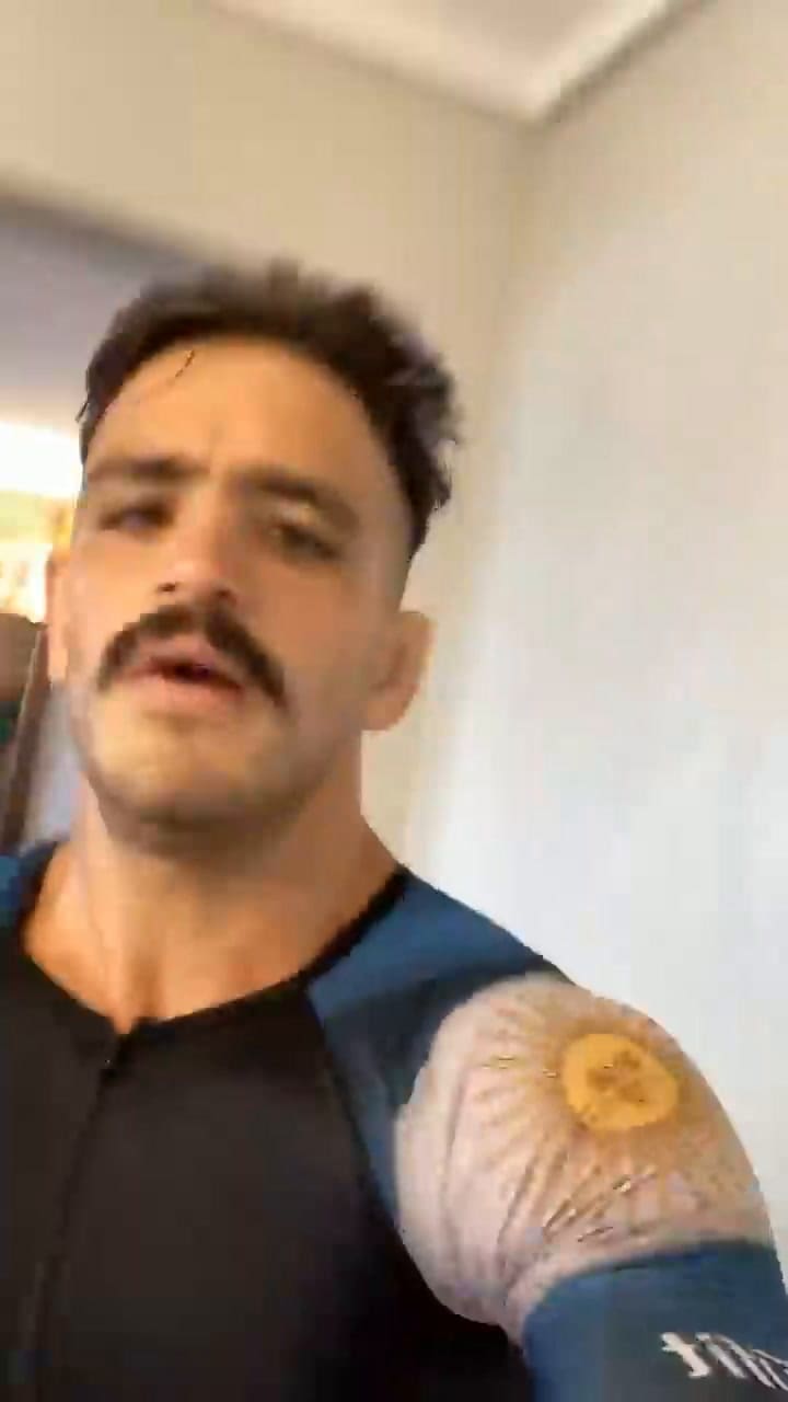 Coronavirus: Corre 21 kms en su departamento para mantenerse activo durante la cuarentena