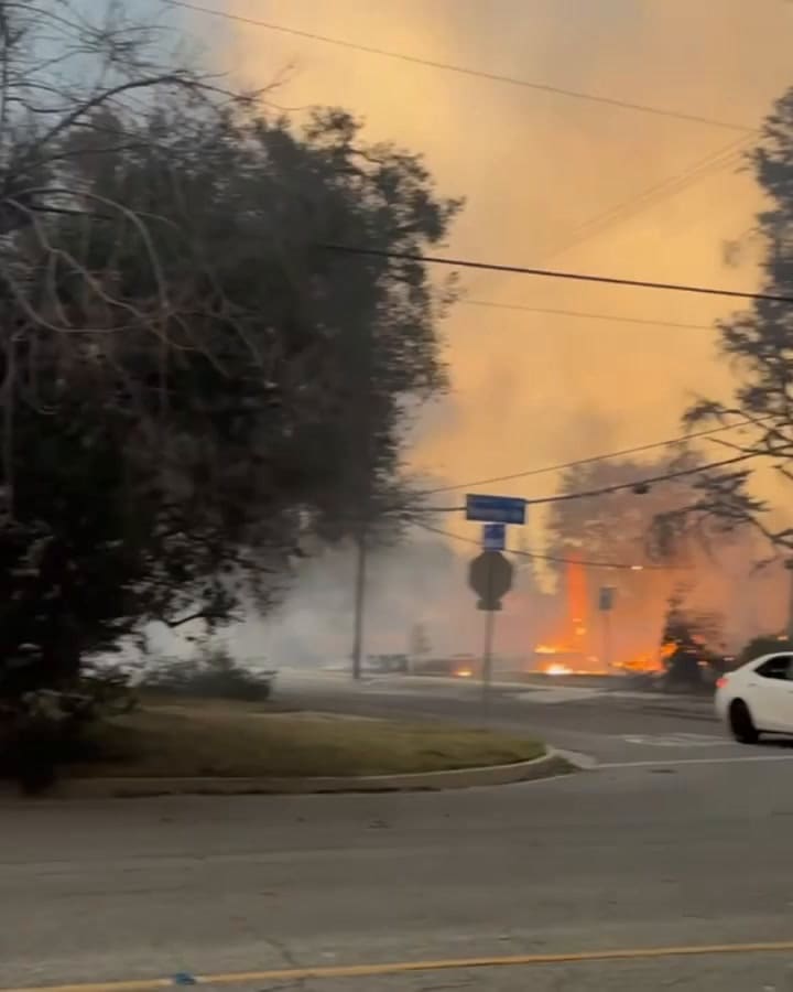 Así quedó el barrio donde vivía Mandy Moore