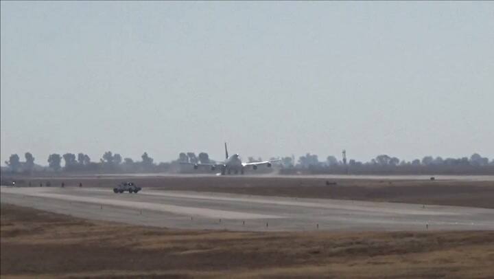 Imágenes del avión retenido en Argentina