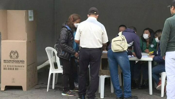 Ballottage en Colombia: una sociedad hastiada con la política que pateó el tablero y busca un giro