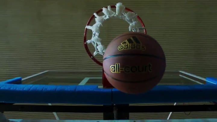 La original manera xeneize de anunciar el cambio de marca de su camiseta - Fuente: Twitter