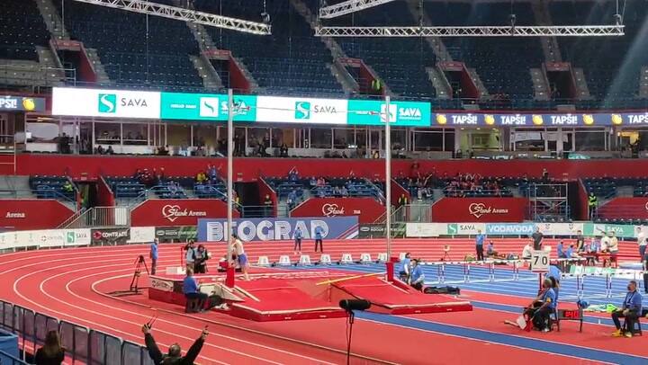 Armand Duplantis, récord mundial en salto con garrocha