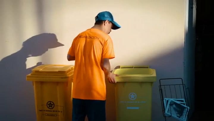 Historias Del Mundoexa - Gonza Peralta