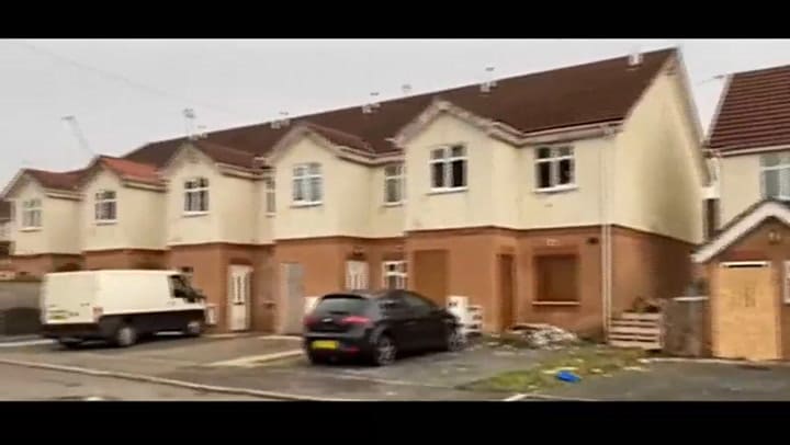 Primrose Court, el escalofriante barrio fantasma acosado por pandillas y vándalos