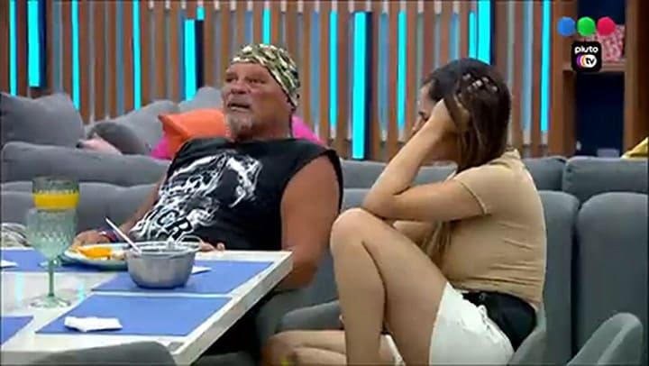 Alfa contra Coti y Daniela