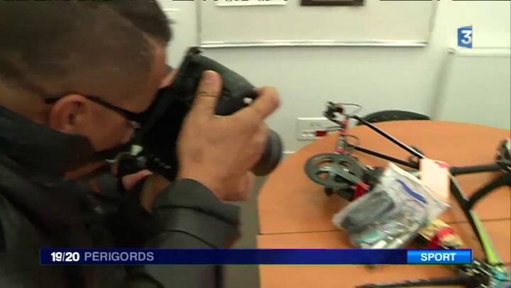 Dopaje mecánico: un ciclista amateur fue sorprendido usando un motor oculto en su bicicleta en una c