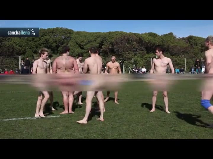 Rugby, al desnudo