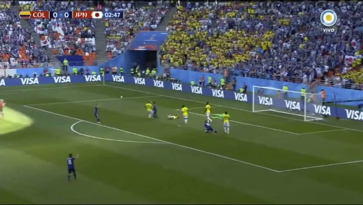 Colombia - Japón: La expulsión de Carlos Sánchez - Fuente: TV pública