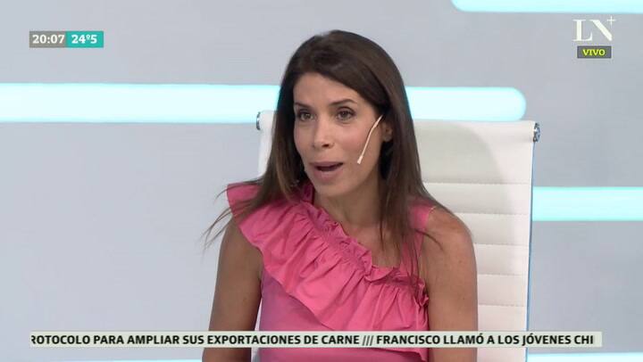 En su primera visita al país, viajó a Temuco, donde se concentra la comunidad mapuche