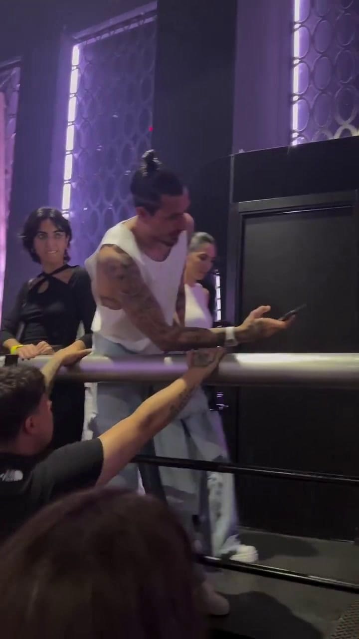 Julián Álvarez y Nahuel Molina fueron al show de Luck Ra en Madrid