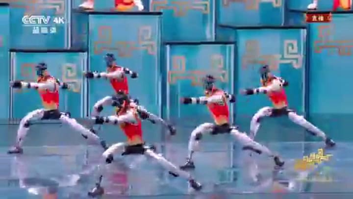 Los robots humanoides chinos que practican kung fu